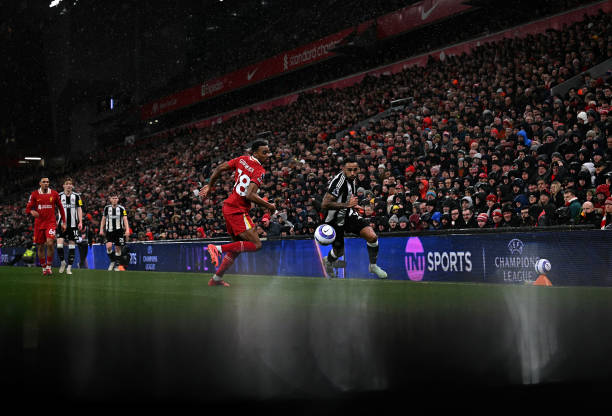 队中展现了 队中展现了